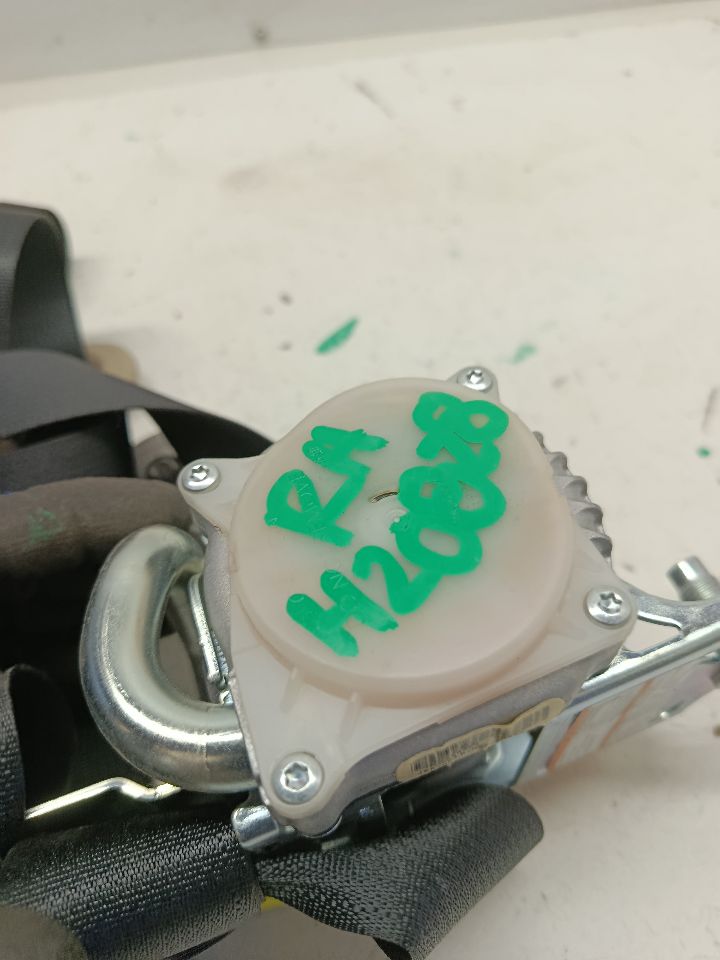 Used 2016 Honda CIVIC retractor - Stock #H20828