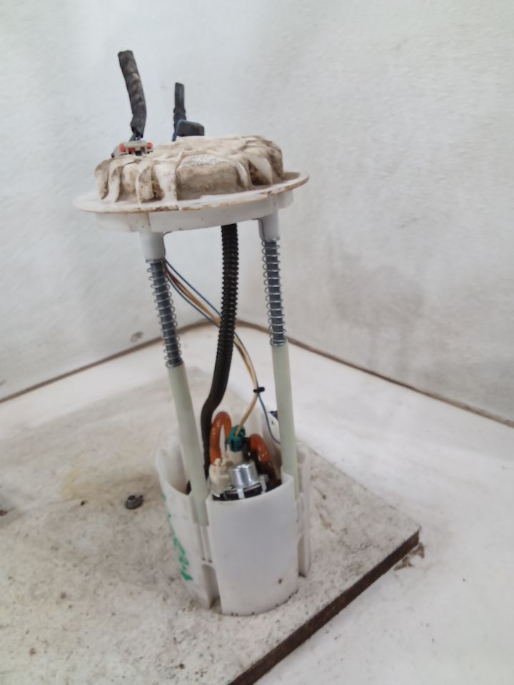 Part image 9