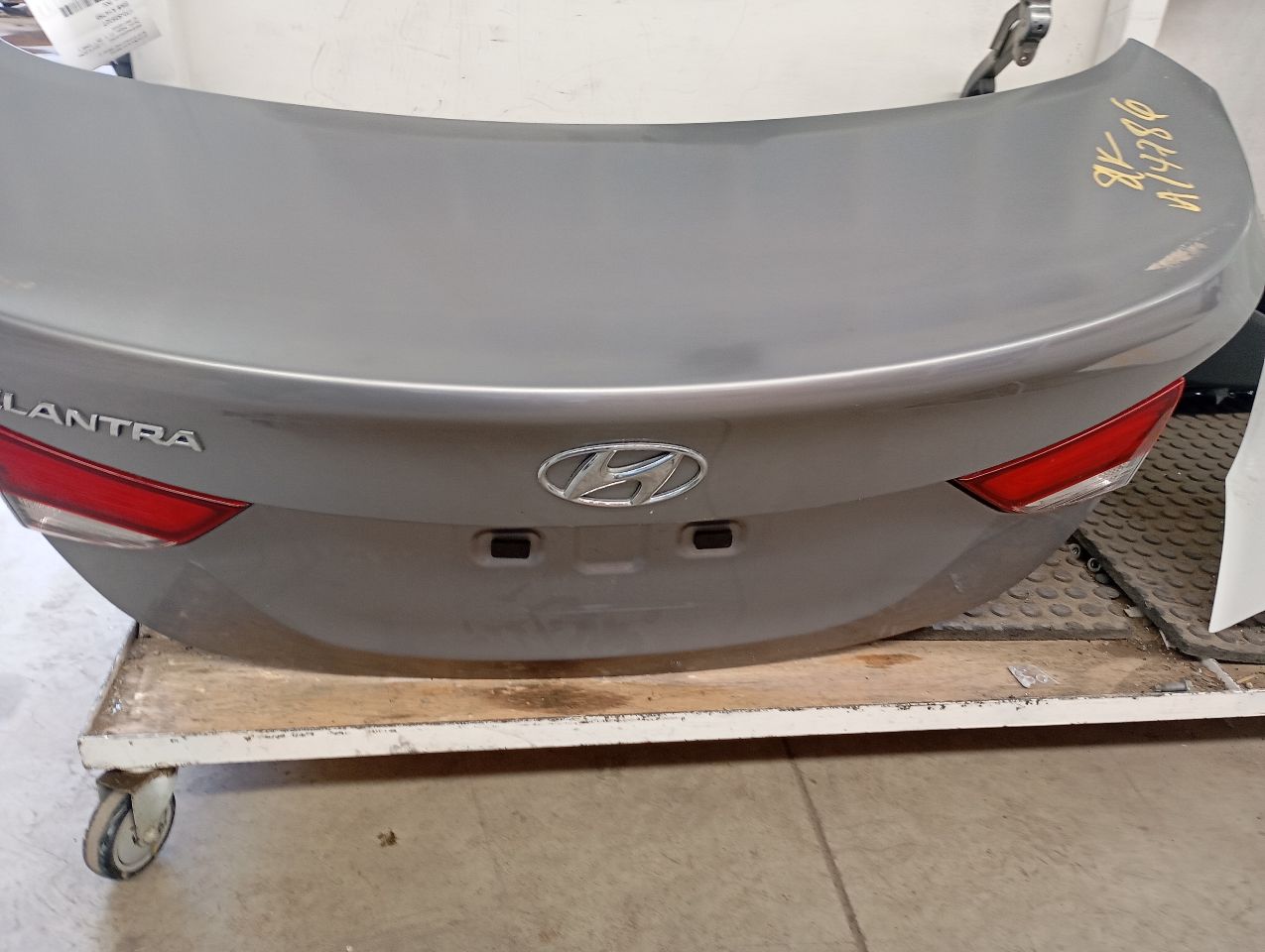 Part image 3