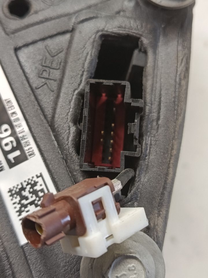 Part image 7