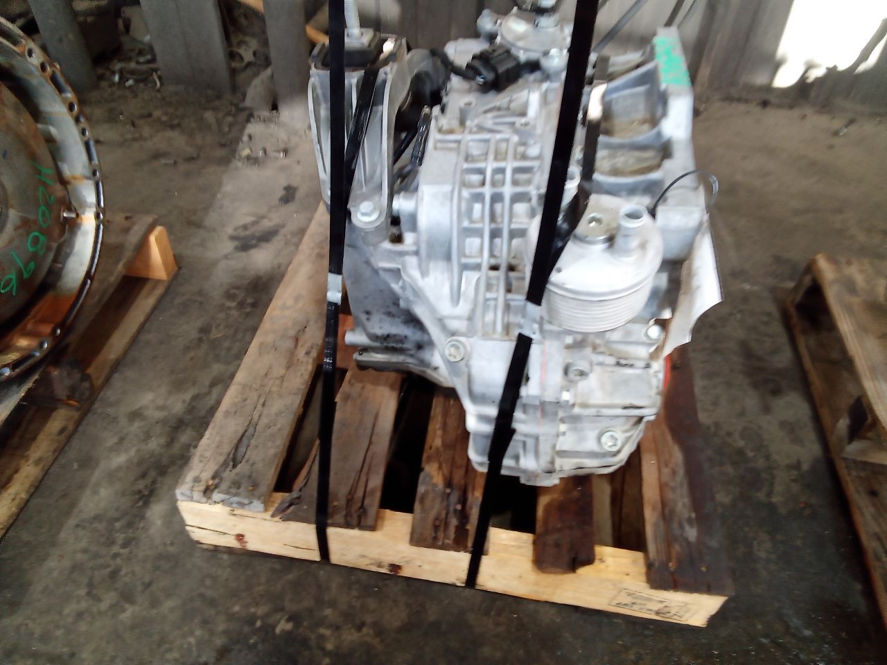 Part image 3