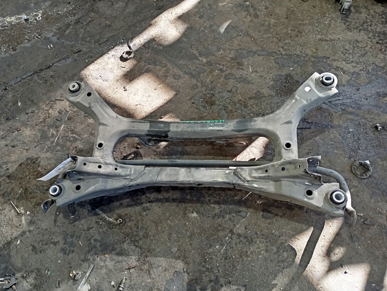 Part image 4