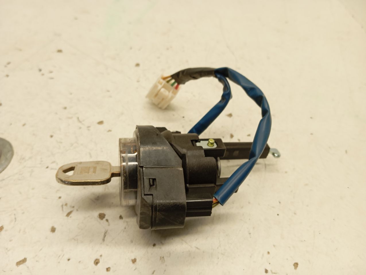 Part image 4