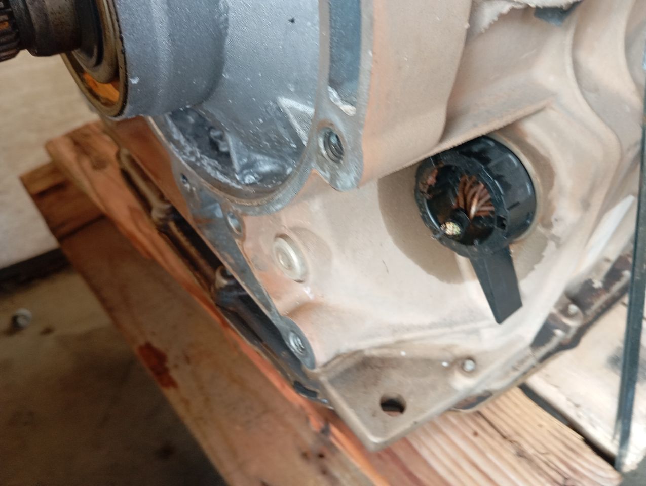 Part image 9