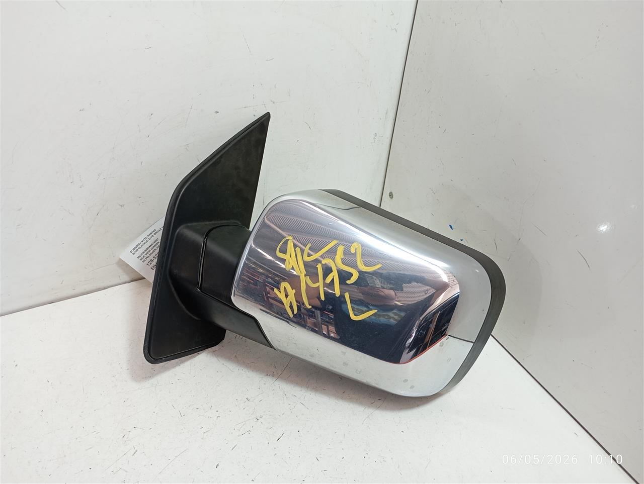 Part image 3