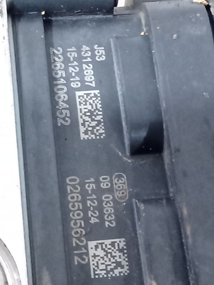 Part image 7