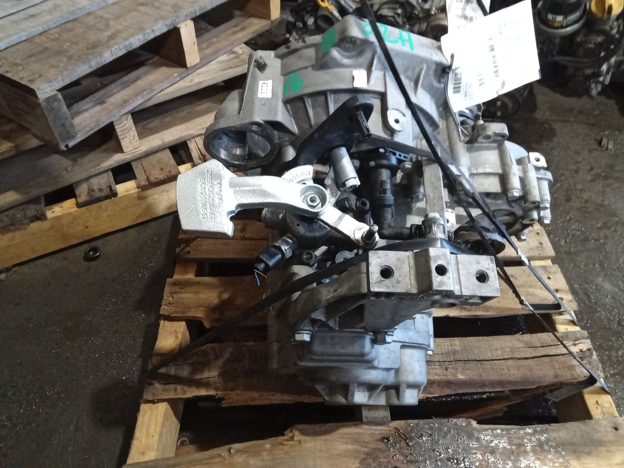 Part image 3