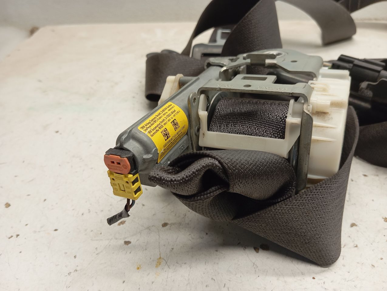 Used 2015 Ford EXPLORER Seat Belt, Front - Stock #H20858