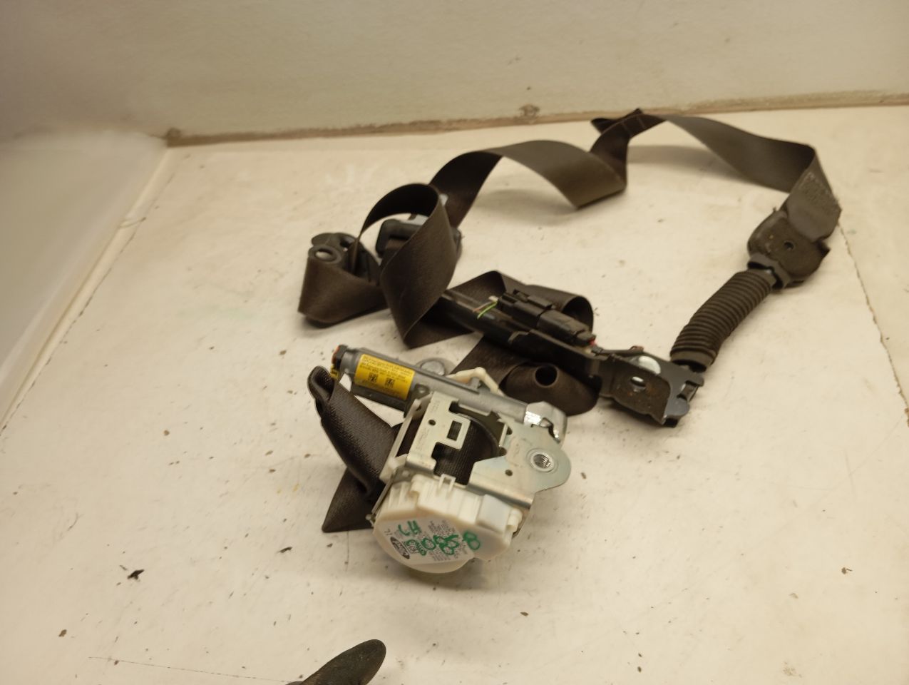 Used 2015 Ford EXPLORER Seat Belt, Front - Stock #H20858