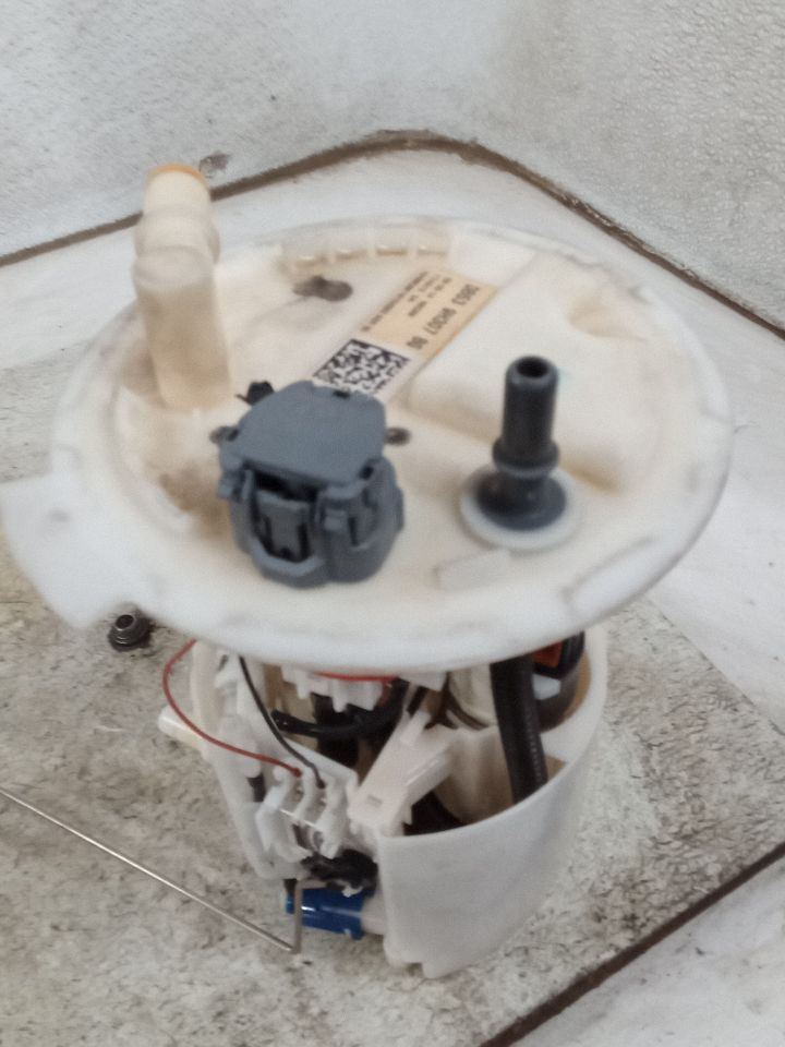 Part image 8