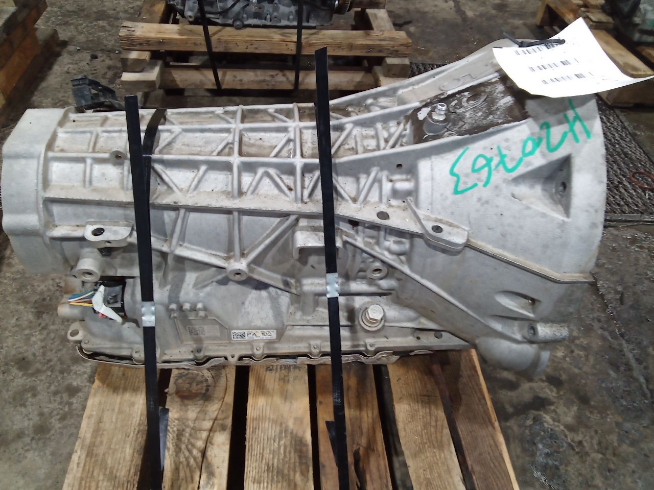 Part image 3