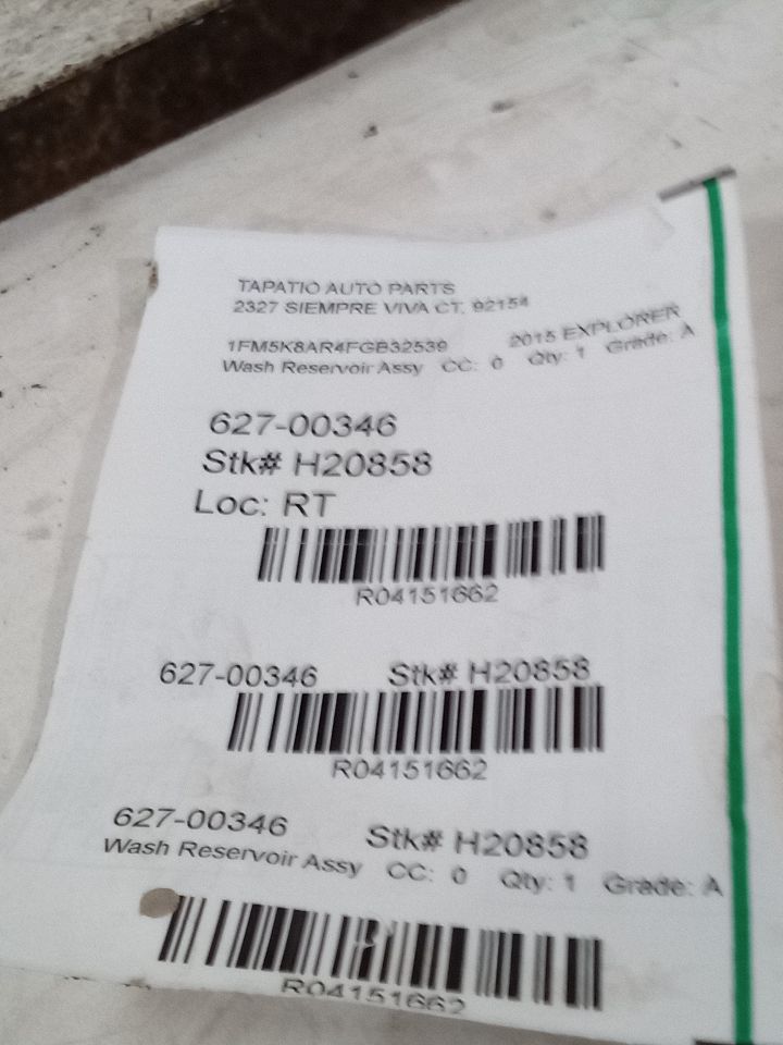 2015 Ford EXPLORER Wash Reservoir Assy