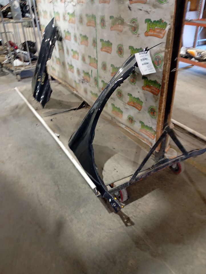 2016 Volvo VOLVO XC60 Fender