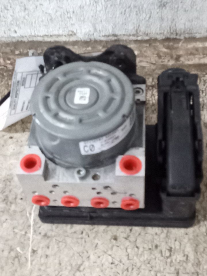 Used 2016 Honda CIVIC pre-crash system - Stock #H20860