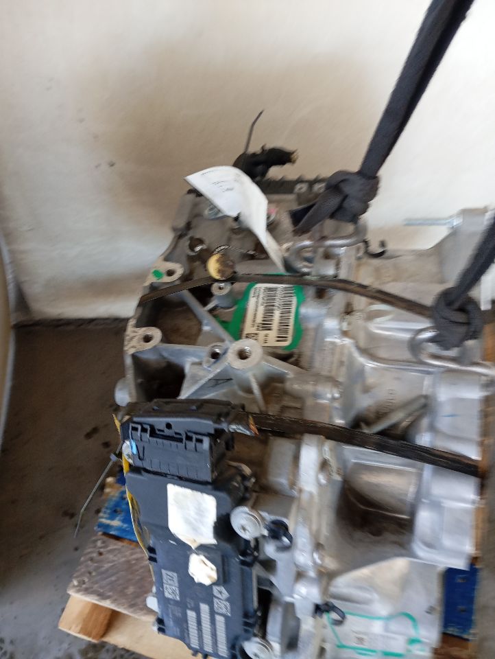 Part image 5