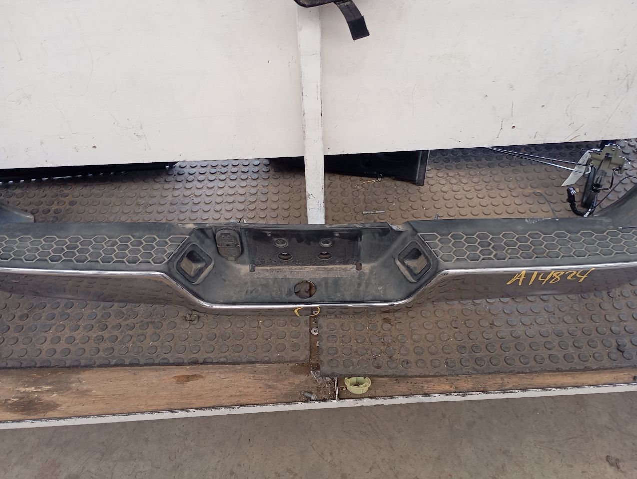 Part image 6