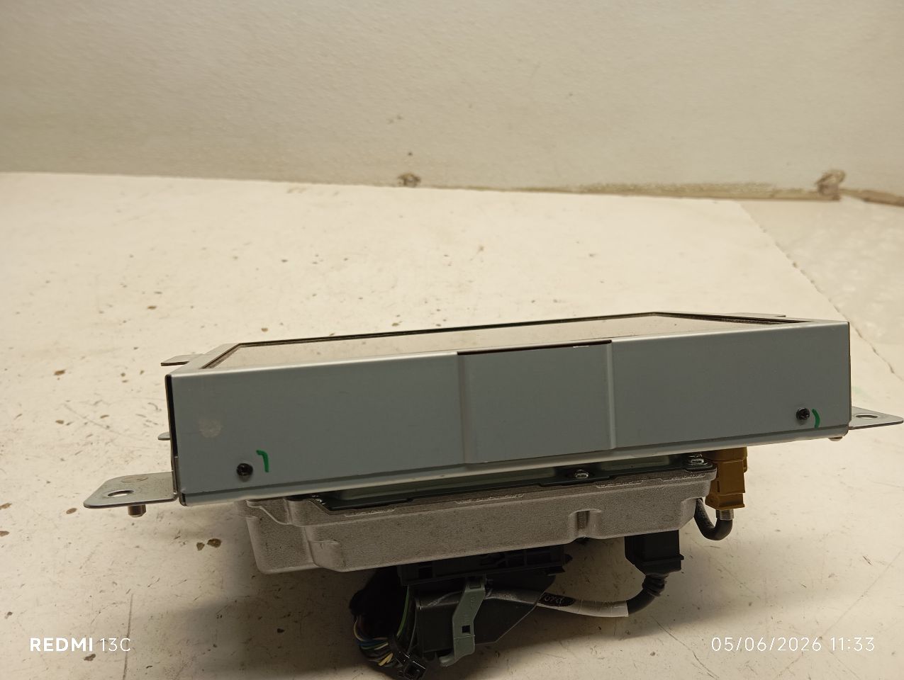 Part image 3