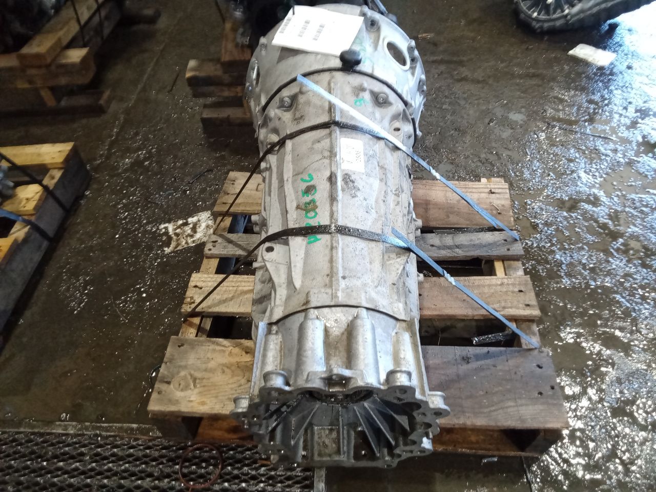 Part image 3