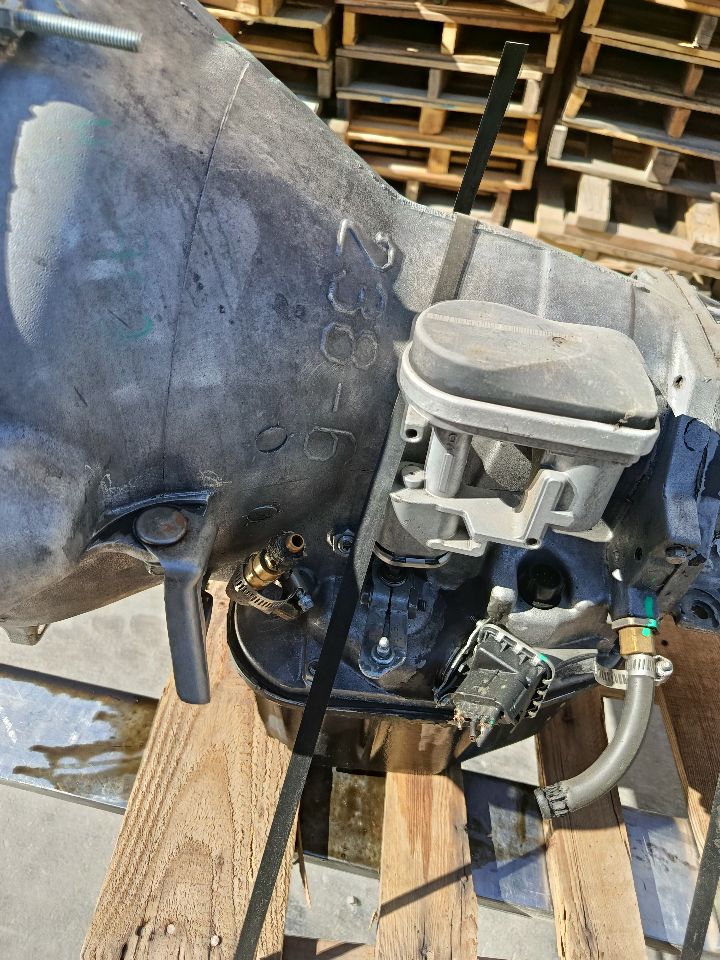 Part image 9