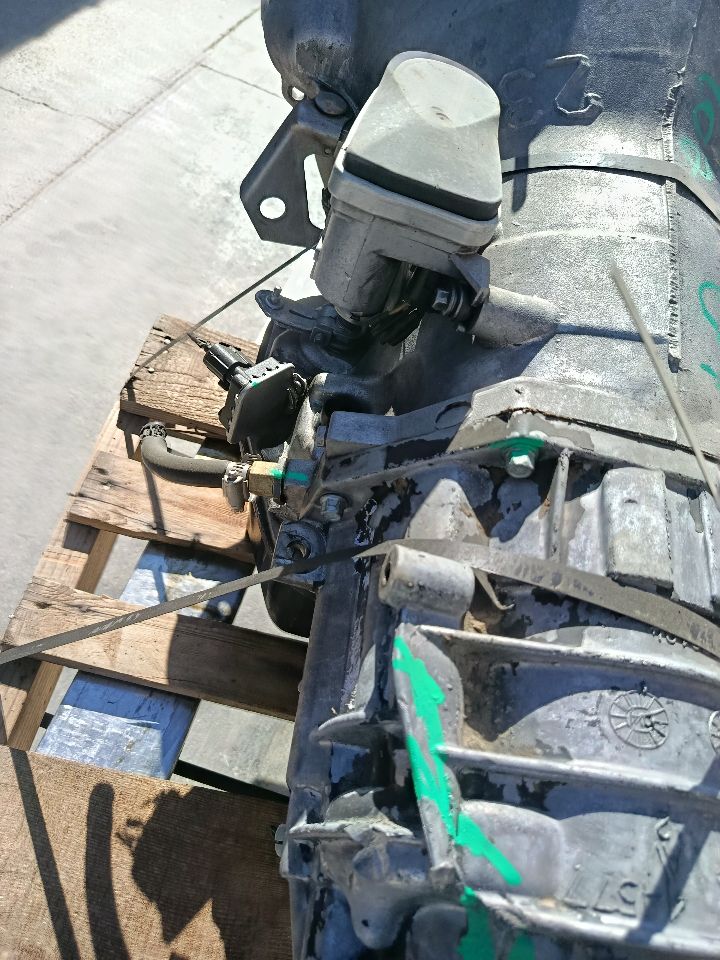 Part image 16
