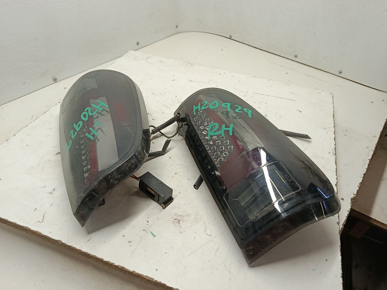 2012 Ford FORD F250SD PICKUP Tail Lamp