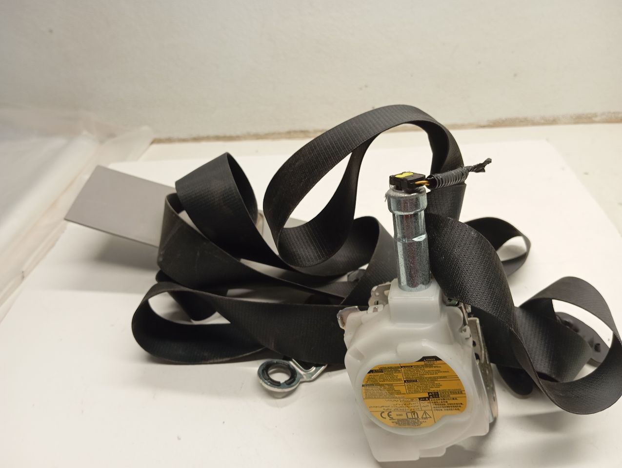 Used 2020 Toyota CAMRY Seat Belt, Front - Stock #H20921