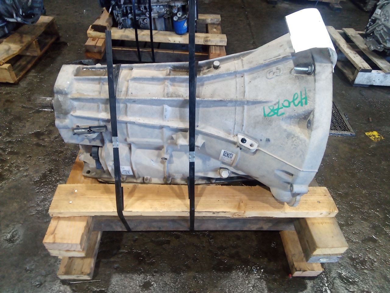 Part image 3