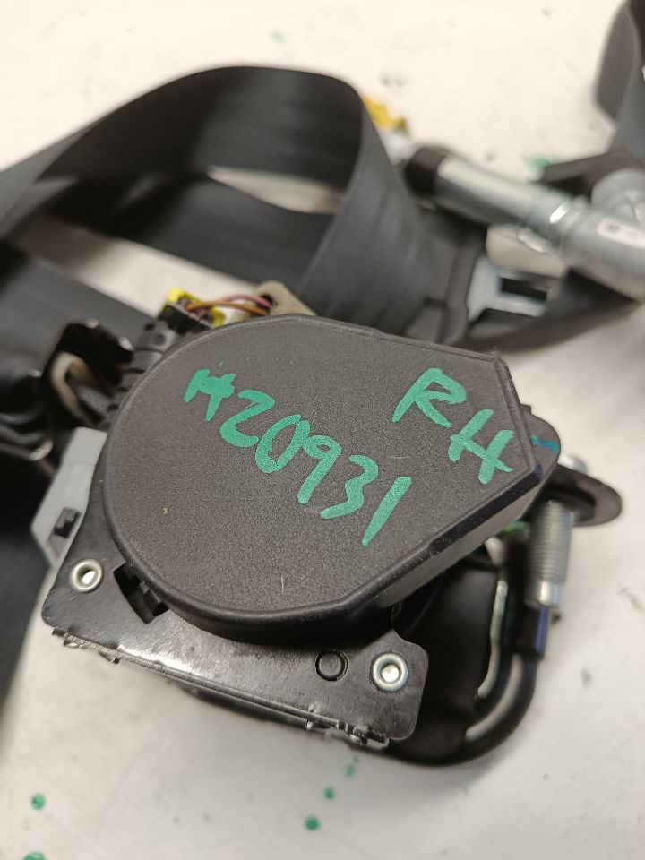 Used 2021 Honda ACCORD retractor - Stock #H20931