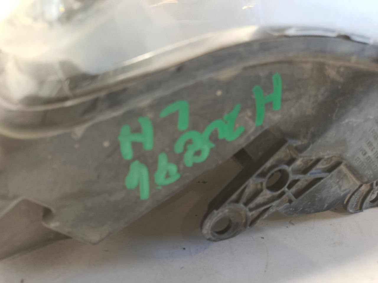 Part image 8