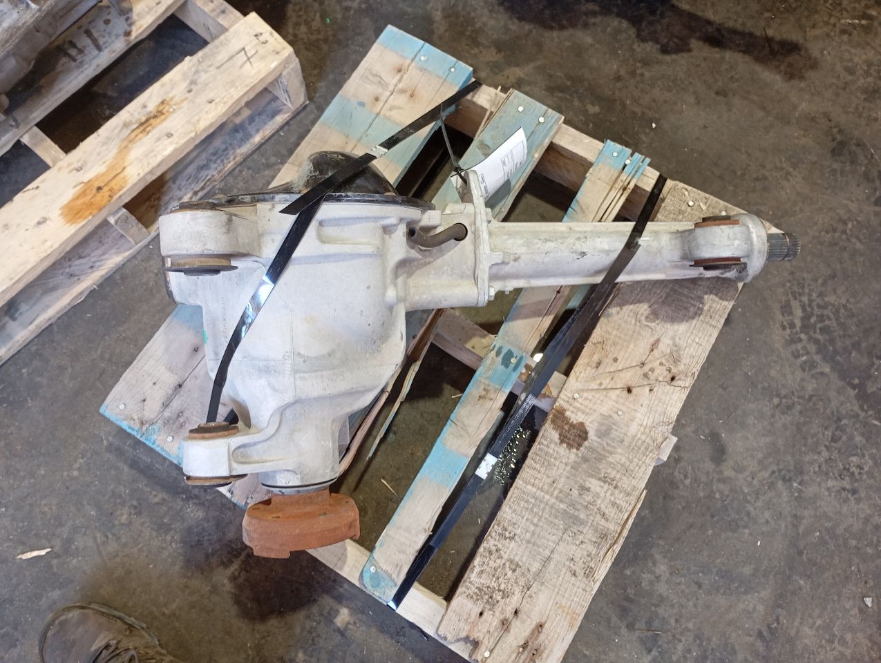 Part image 3