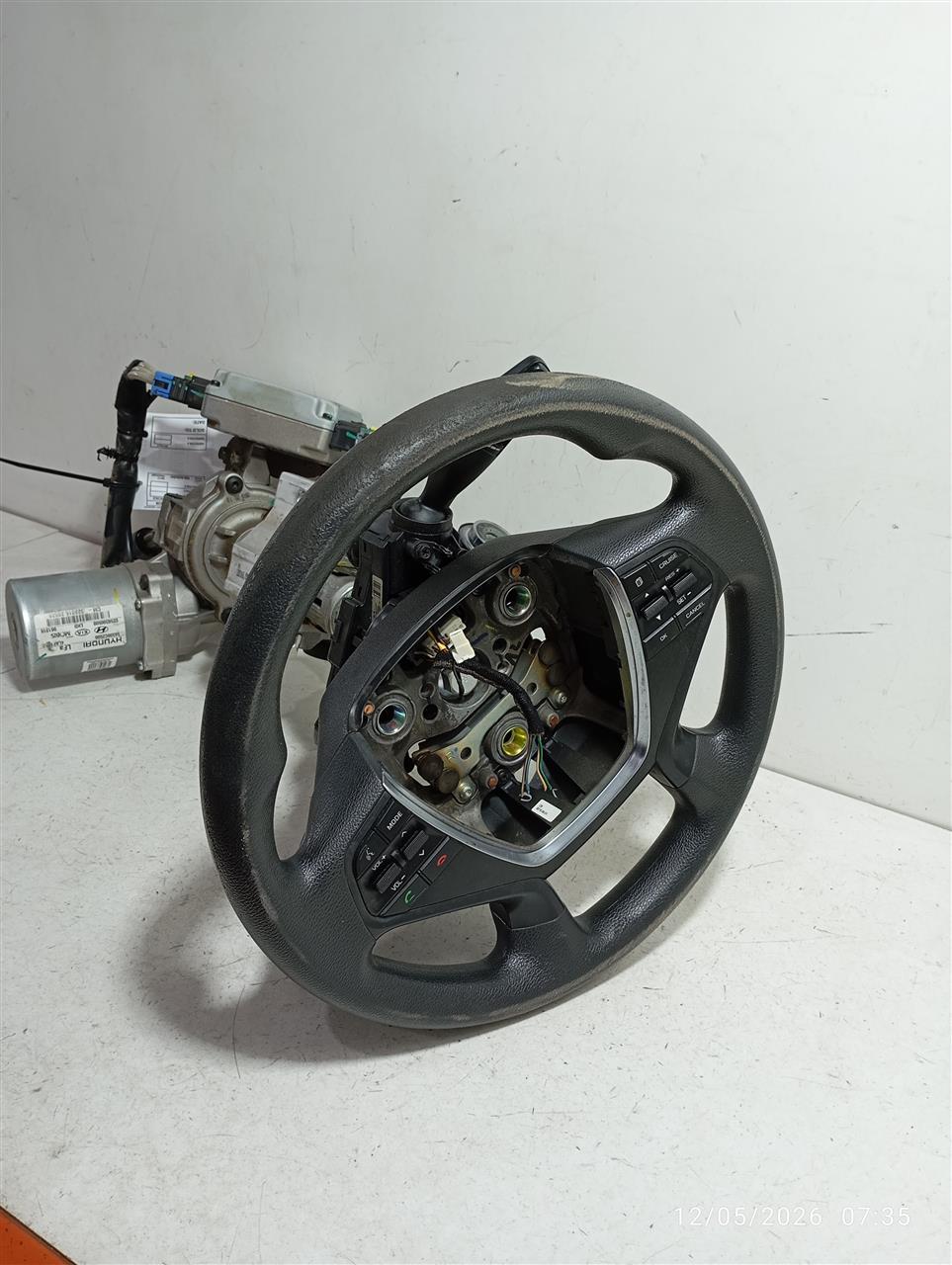 Part image 4