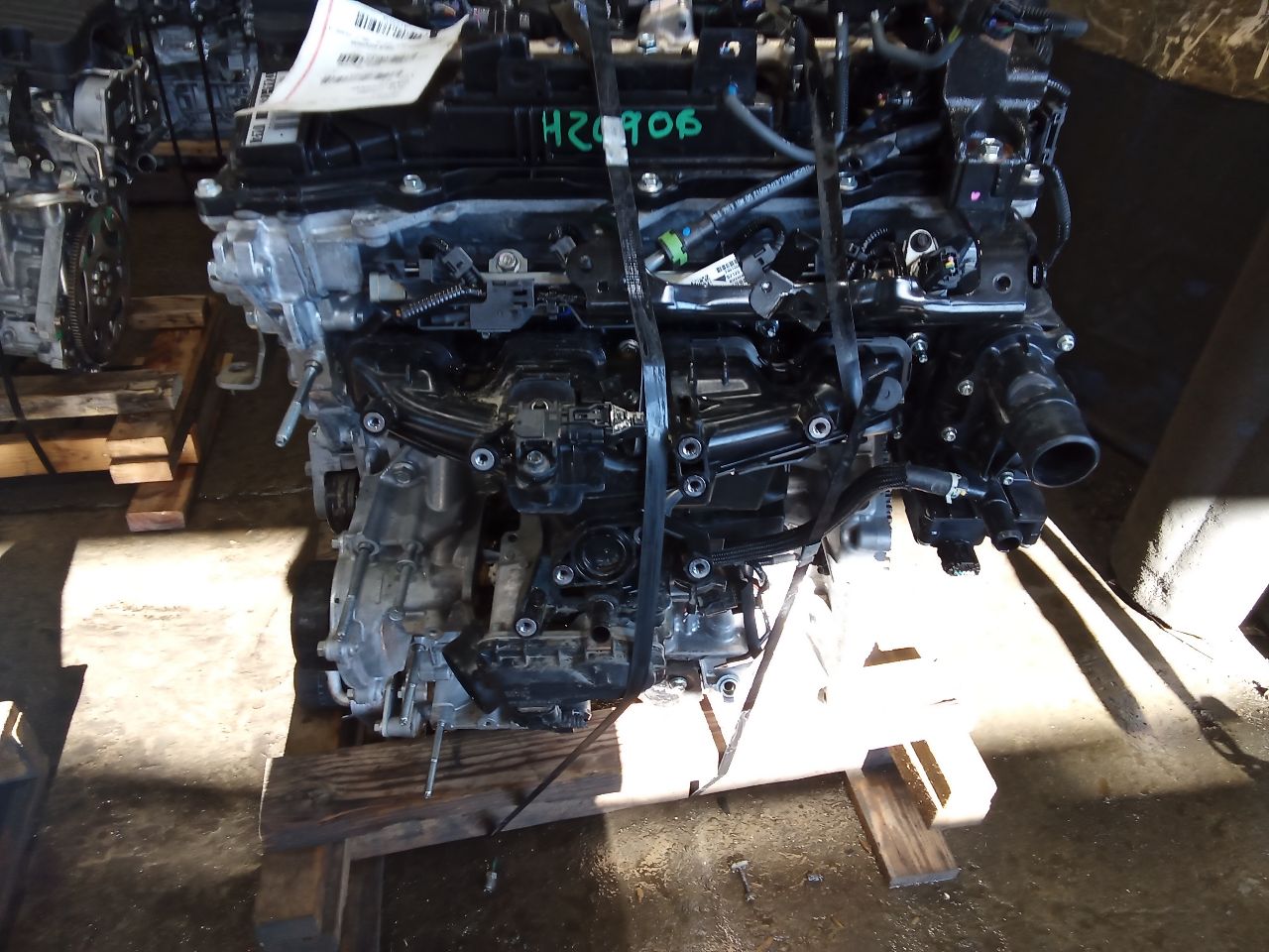 Part image 3