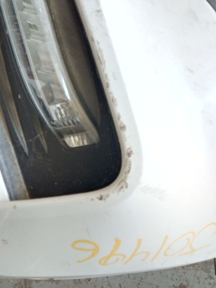 Part image 11