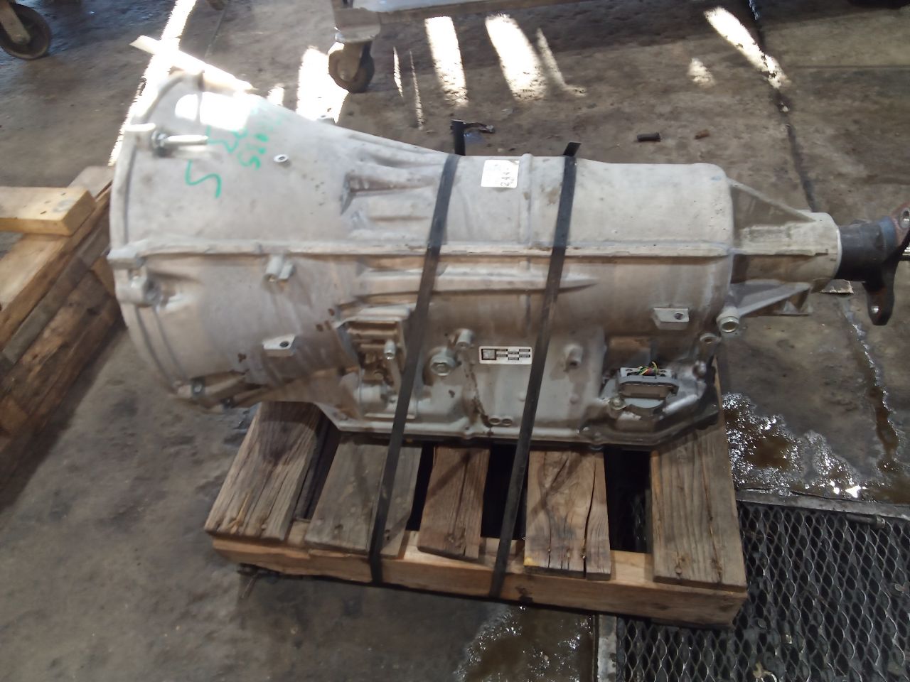 Part image 3