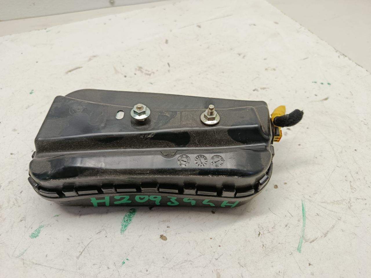 Part image 3