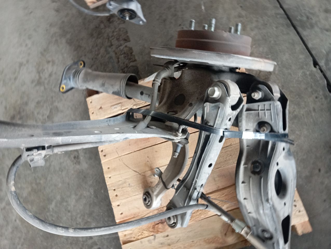 Part image 4