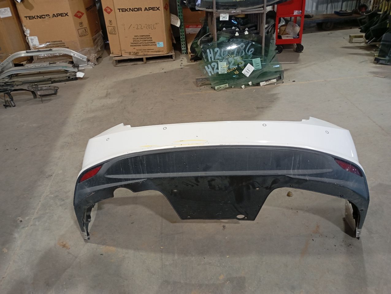 2017 General Motors MALIBU Bumper Assy, Rear