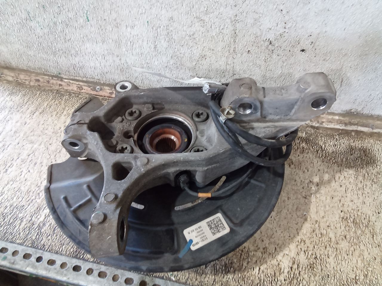 Part image 3