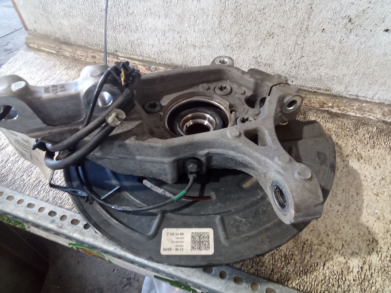 Part image 4