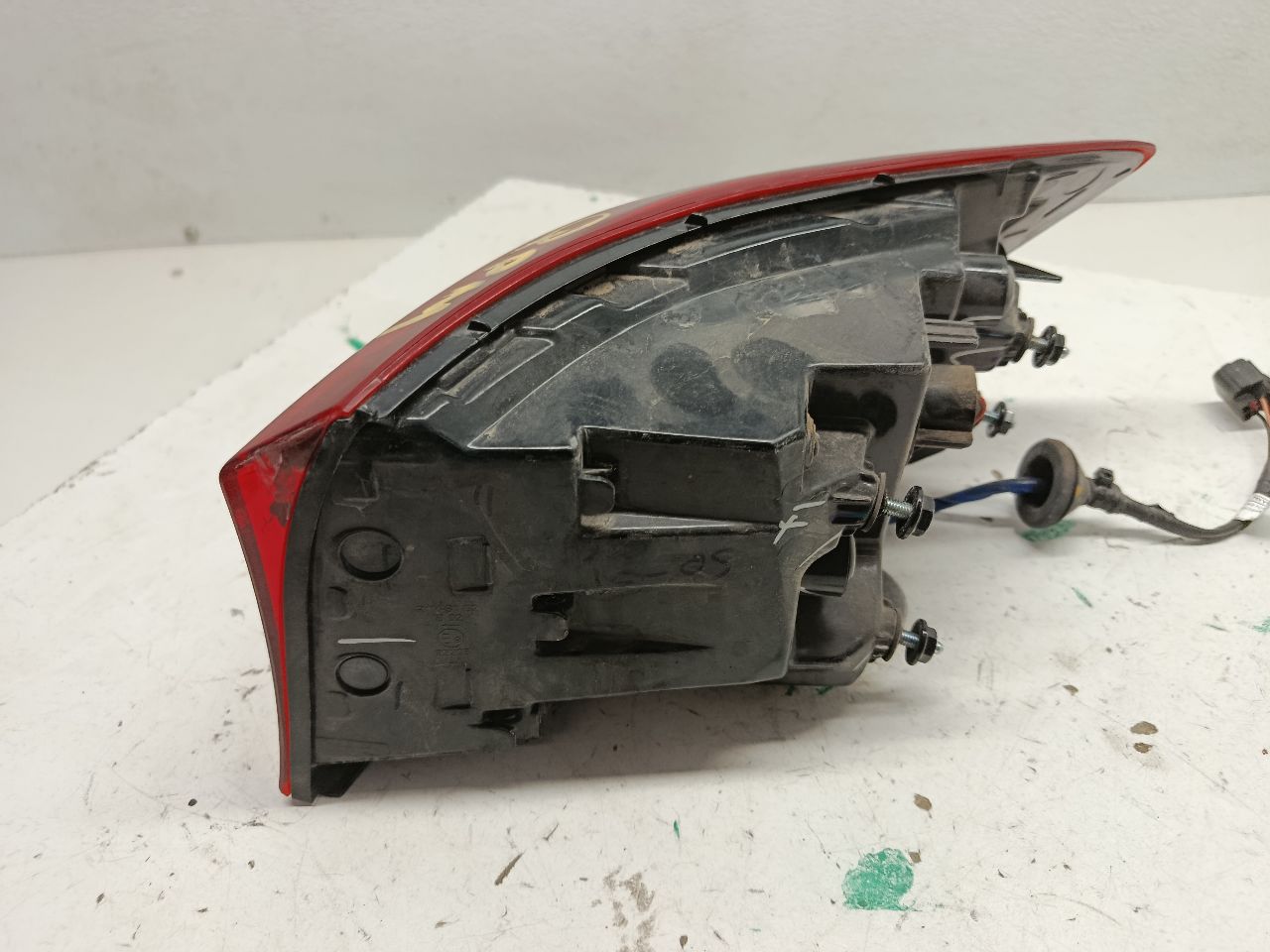 Part image 3