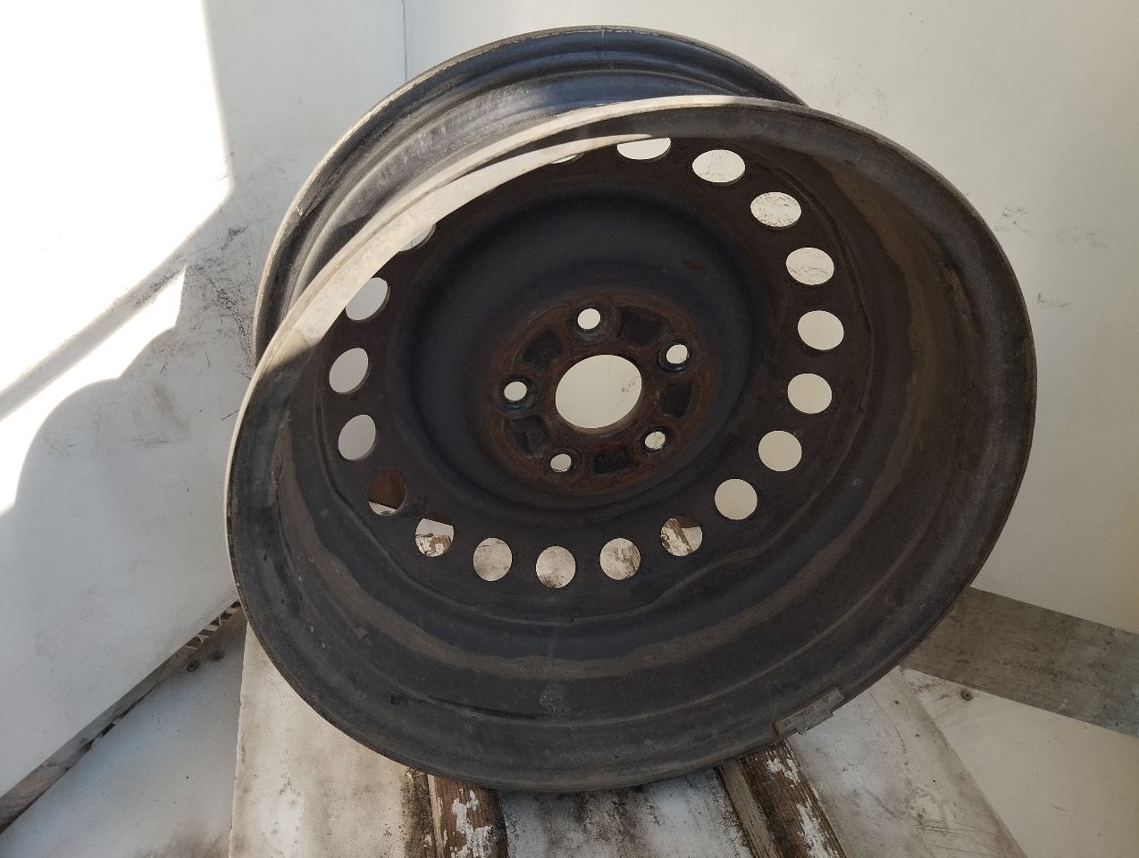 2012 Toyota CAMRY Wheel