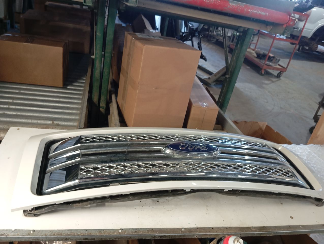 2013 Ford FORD F150 PICKUP Grille