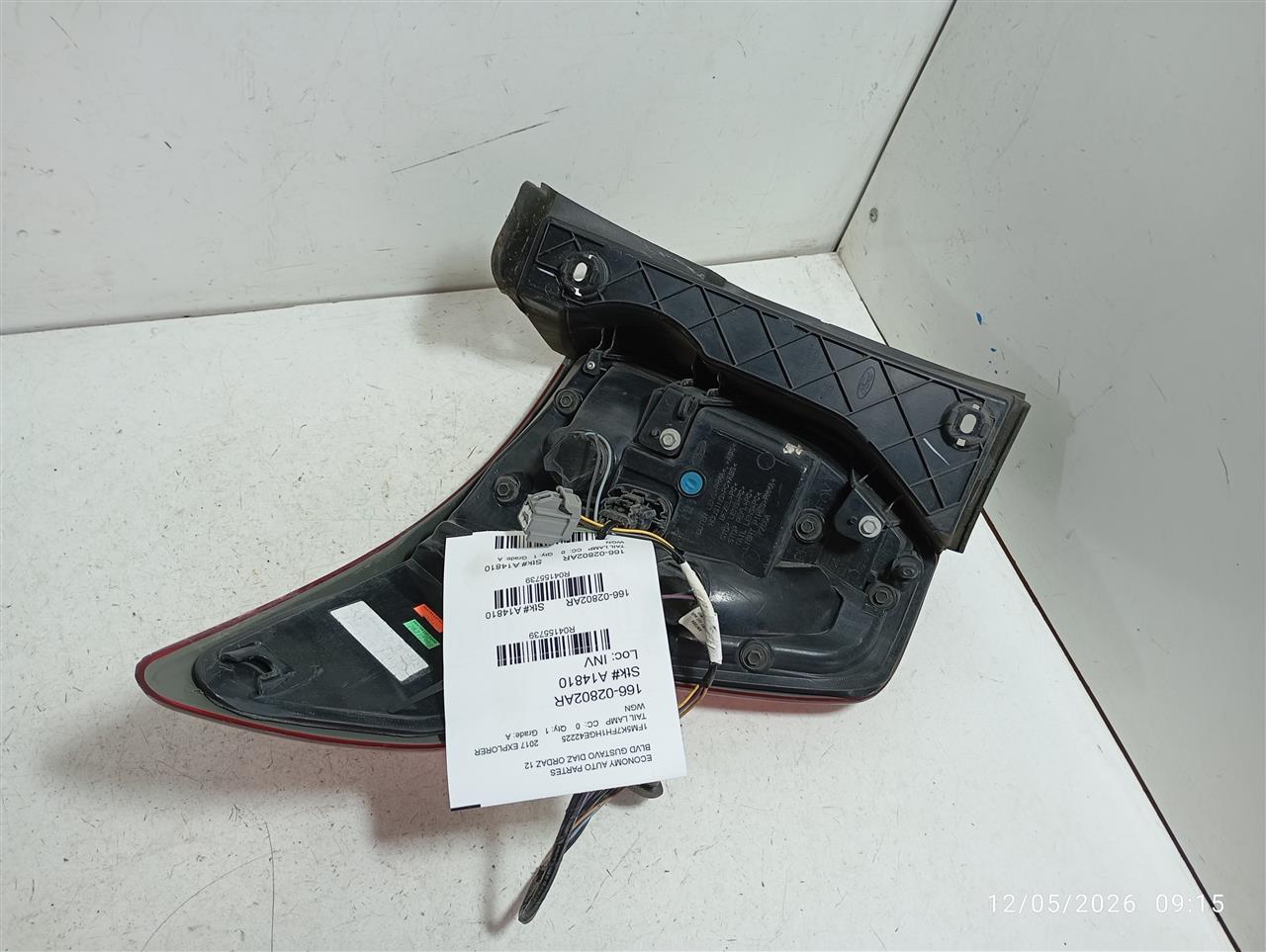 Part image 3