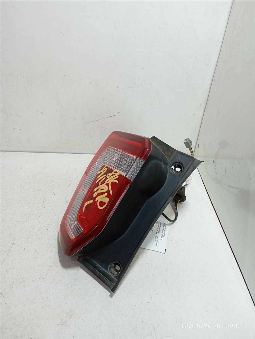Part image 4