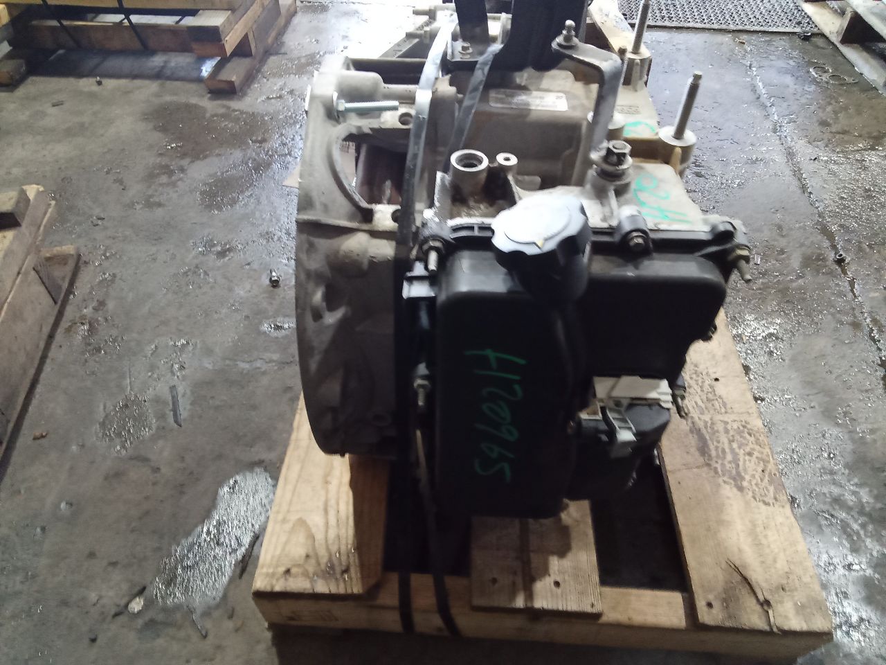 Part image 4