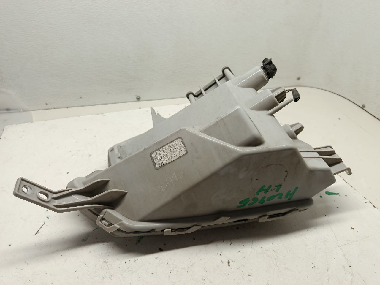 Part image 8