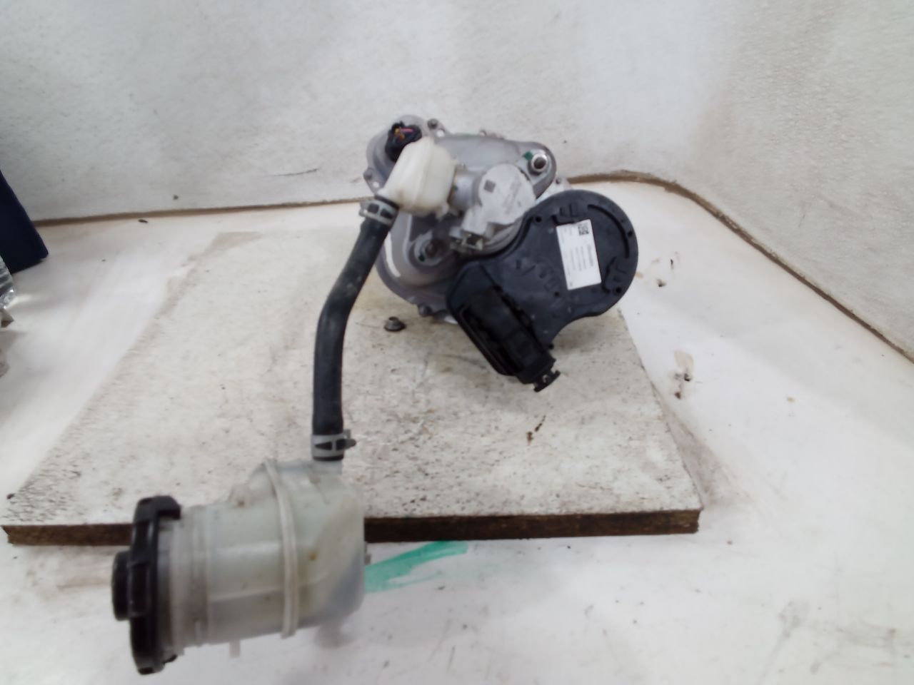 Part image 12
