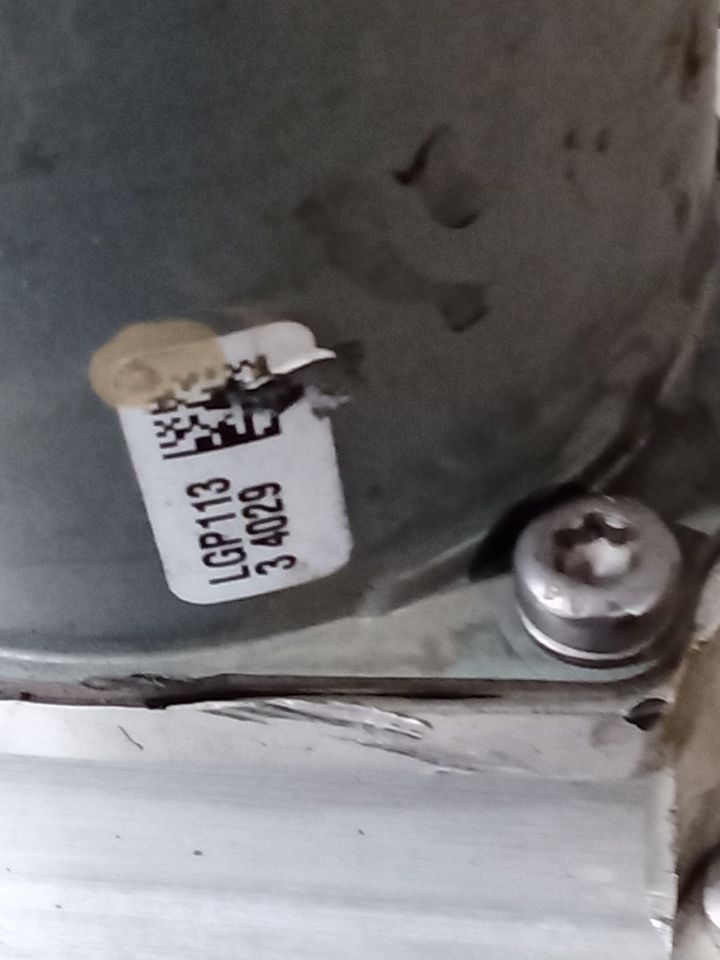 Part image 6