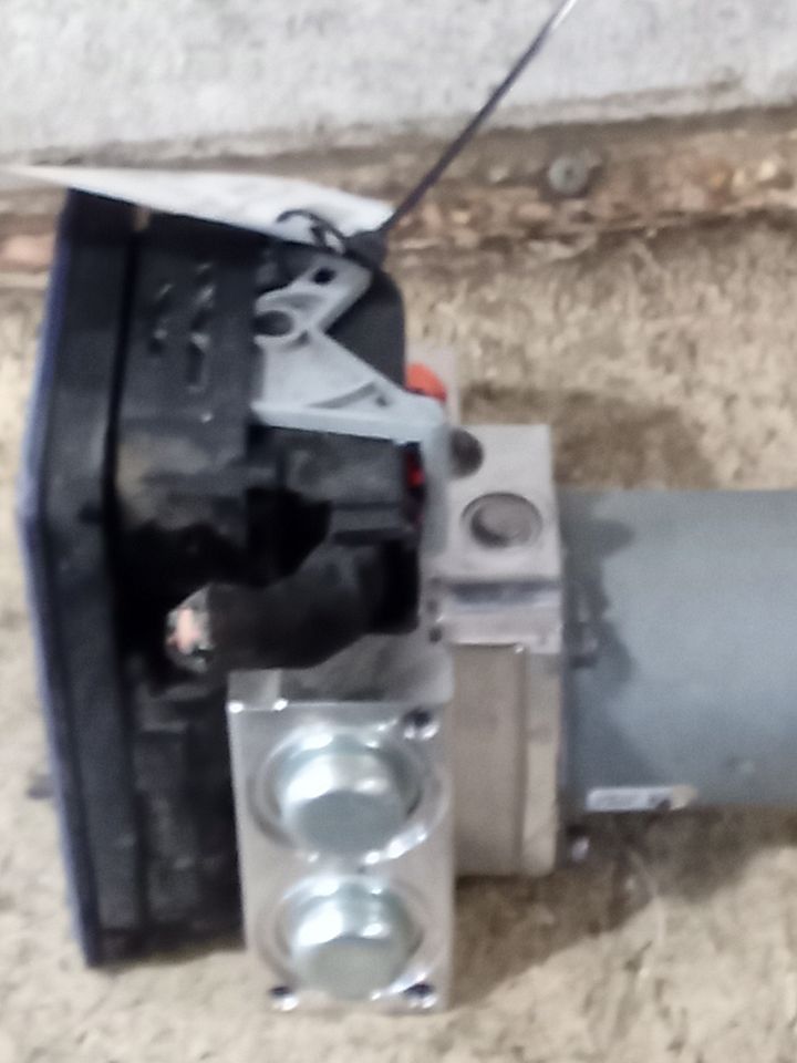 Part image 7