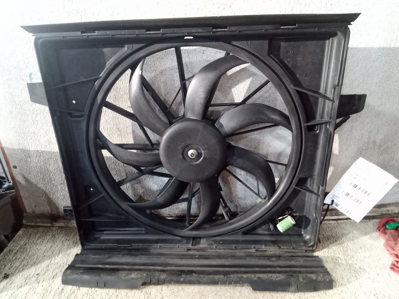 Part image 3